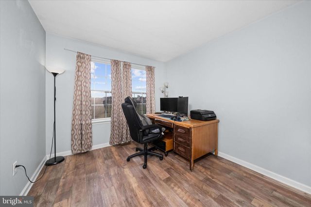 215 N BAYBERRY PKWY, Middletown, DE 19709