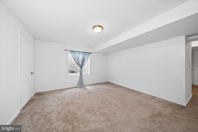 215 N BAYBERRY PKWY, Middletown, DE 19709