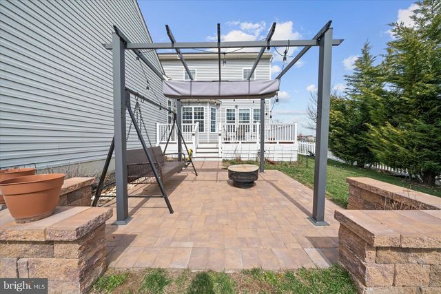 215 N BAYBERRY PKWY, Middletown, DE 19709