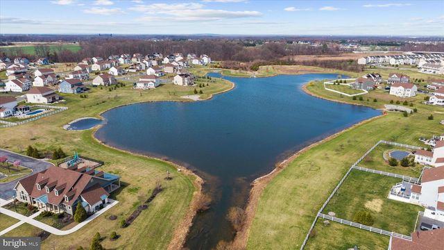 215 N BAYBERRY PKWY, Middletown, DE 19709