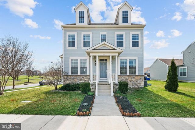 215 N BAYBERRY PKWY, Middletown, DE 19709