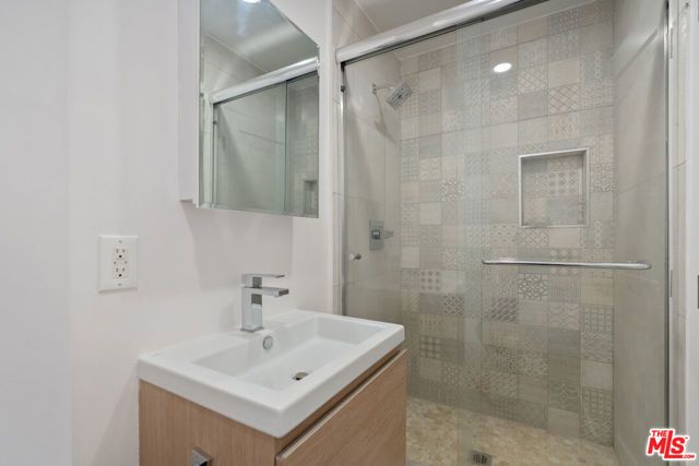 1025 Pleasantview Avenue, Venice (los Angeles), CA 90291