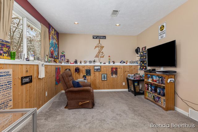 10950 Debbie Drive, Greenville, MI 48838