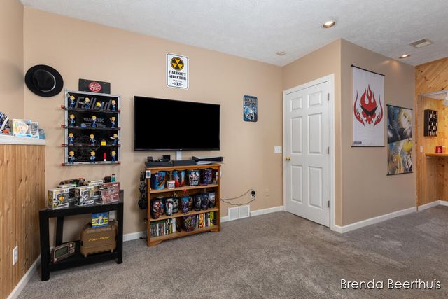 10950 Debbie Drive, Greenville, MI 48838