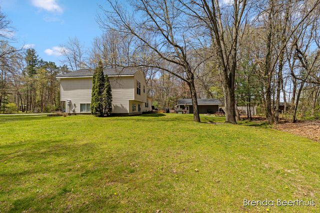 10950 Debbie Drive, Greenville, MI 48838
