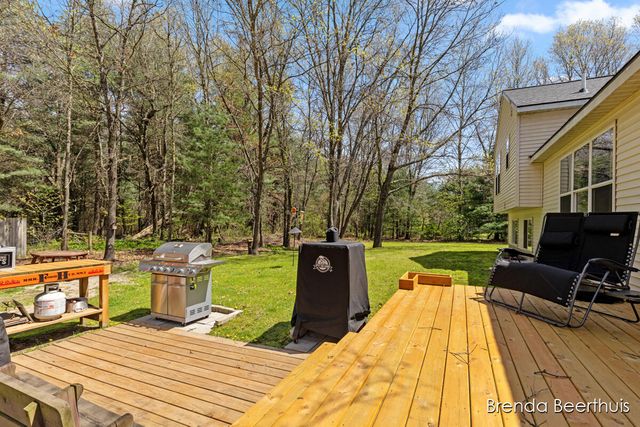 10950 Debbie Drive, Greenville, MI 48838