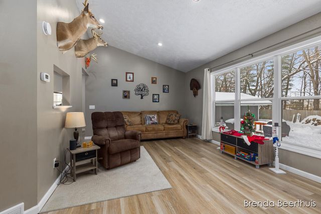 10950 Debbie Drive, Greenville, MI 48838