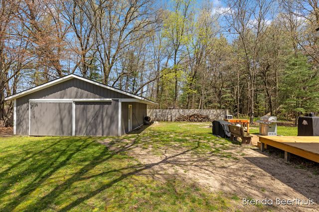 10950 Debbie Drive, Greenville, MI 48838