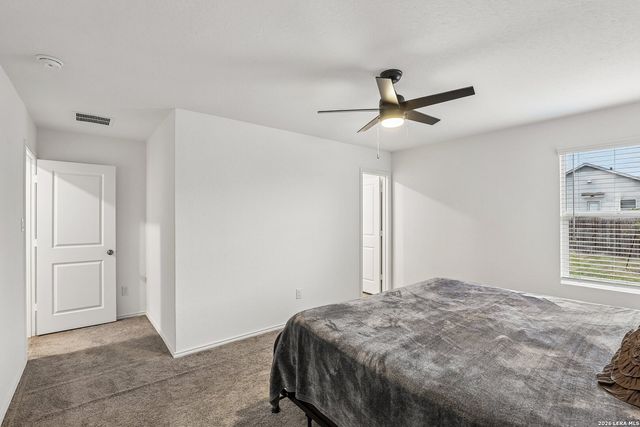 5955 Sunset Song Ln, Bulverde, TX 78163