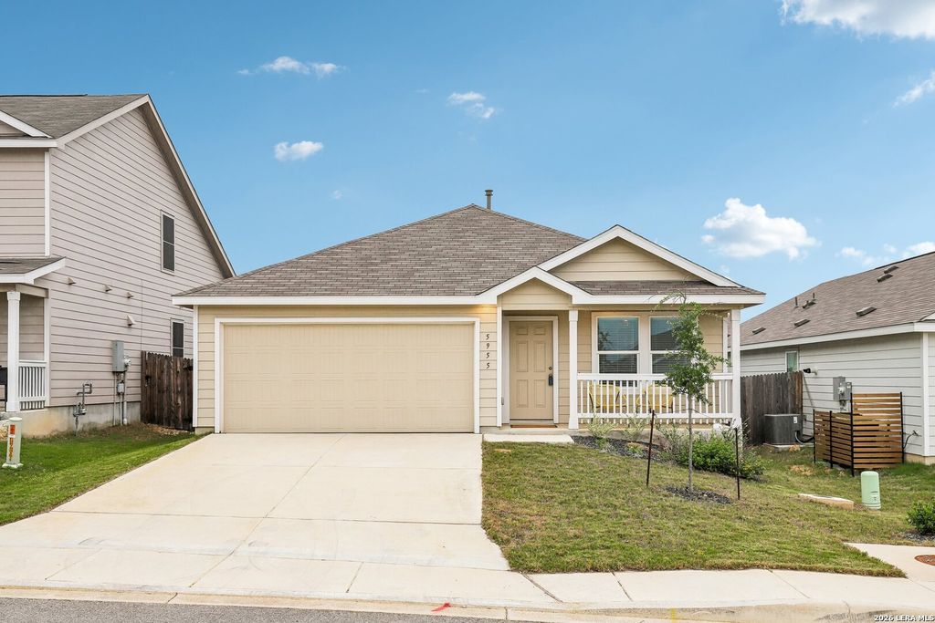 5955 Sunset Song Ln, Bulverde, TX 78163