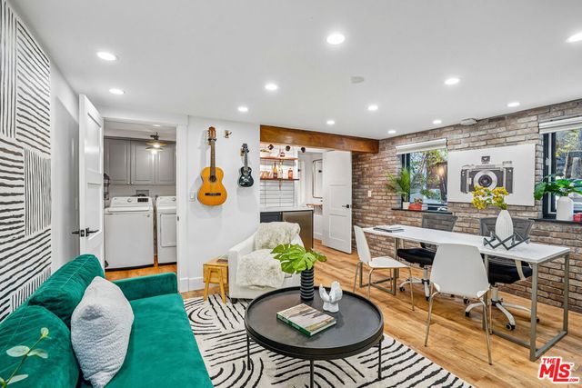 3314 Greenfield Avenue, Los Angeles, CA 90034