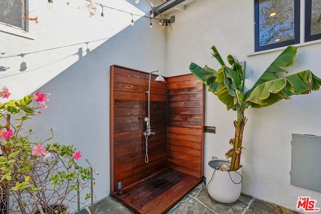 3314 Greenfield Avenue, Los Angeles, CA 90034