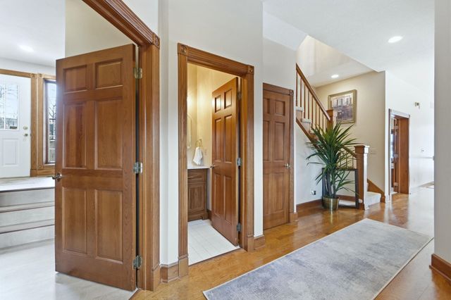 15 Lane 200EB Lake James, Angola, IN 46703