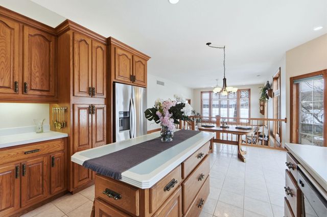 15 Lane 200EB Lake James, Angola, IN 46703