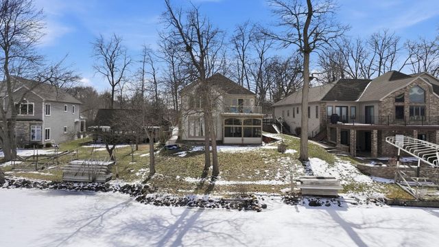 15 Lane 200EB Lake James, Angola, IN 46703