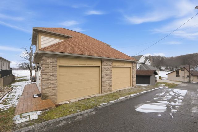 15 Lane 200EB Lake James, Angola, IN 46703