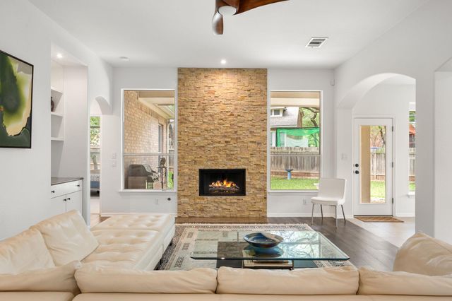 11600 Coalwood CV, Austin, TX 78739