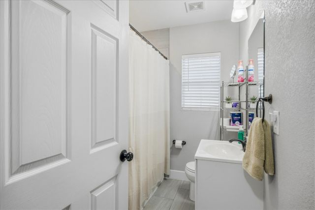 955 W Sloan, Stephenville, TX 76401