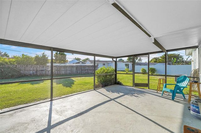 10340 SW 157th St, Miami, FL 33157