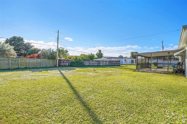 10340 SW 157th St, Miami, FL 33157