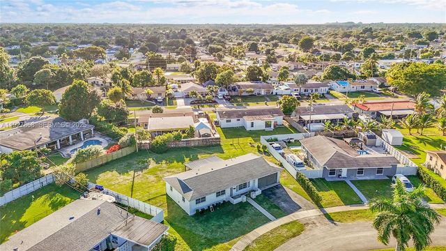 10340 SW 157th St, Miami, FL 33157