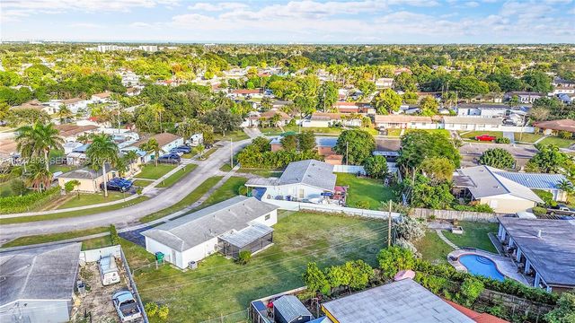 10340 SW 157th St, Miami, FL 33157