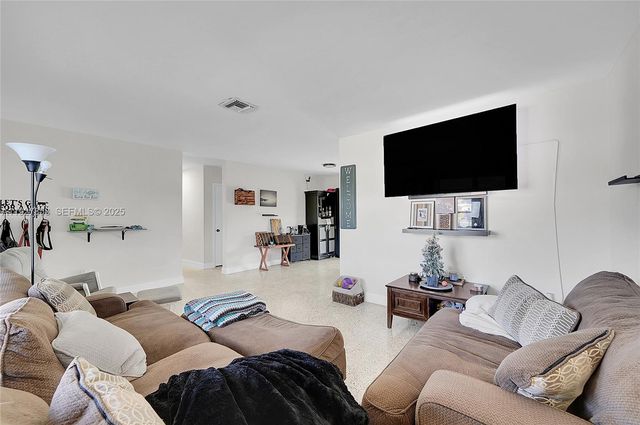 10340 SW 157th St, Miami, FL 33157