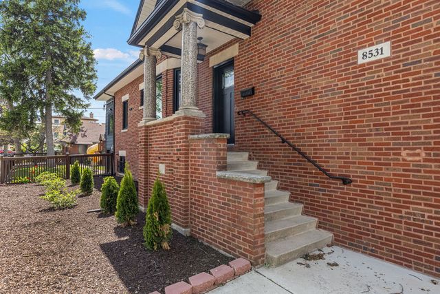 8531 Center Street, River Grove, IL 60171
