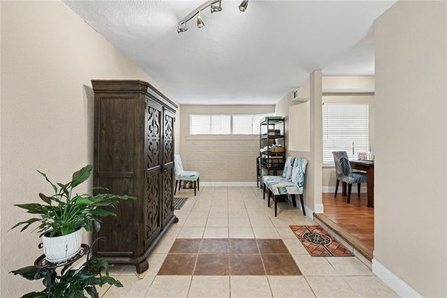 6007 Orms Dr, Corpus Christi, TX 78412