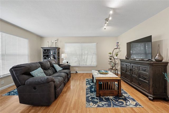6007 Orms Dr, Corpus Christi, TX 78412