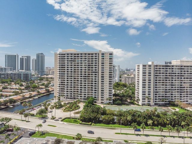 2500 Parkview Dr 2401, Hallandale Beach, FL 33009