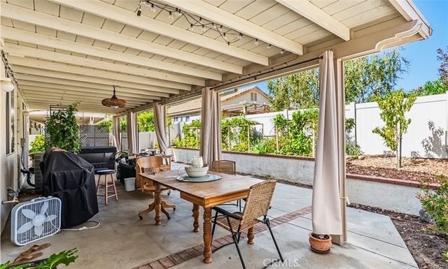 1851 Riviera, Banning, CA 92220