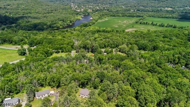 138 River View Way, Montague Twp., NJ 07827