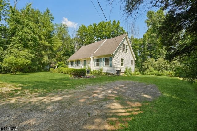 138 River View Way, Montague Twp., NJ 07827
