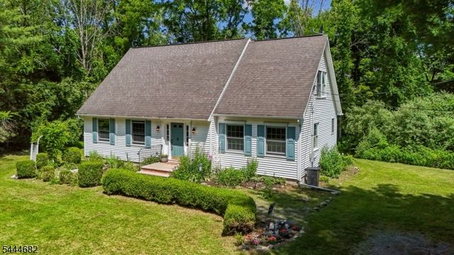 138 River View Way, Montague Twp., NJ 07827