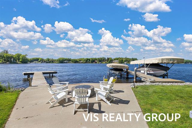 15780 Bittersweet Lane, Spring Lake, MI 49456