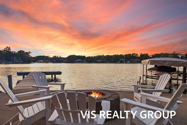 15780 Bittersweet Lane, Spring Lake, MI 49456