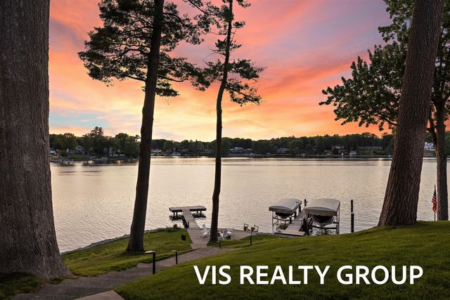 15780 Bittersweet Lane, Spring Lake, MI 49456