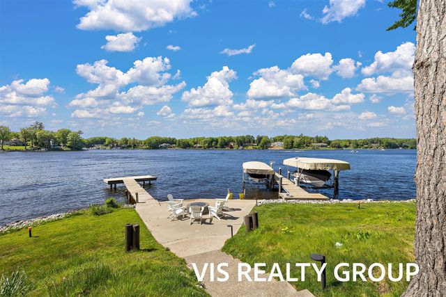 15780 Bittersweet Lane, Spring Lake, MI 49456