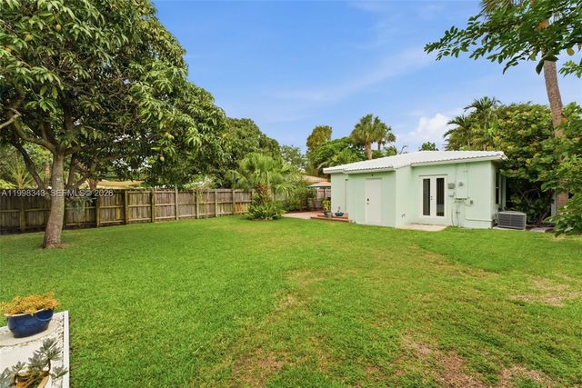 704 SW 14th St, Fort Lauderdale, FL 33315