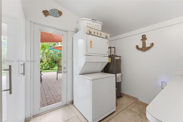 704 SW 14th St, Fort Lauderdale, FL 33315