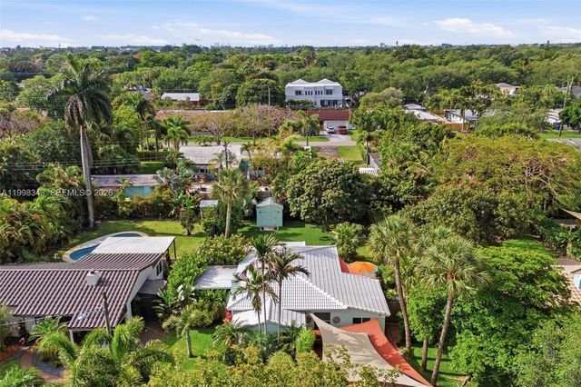 704 SW 14th St, Fort Lauderdale, FL 33315