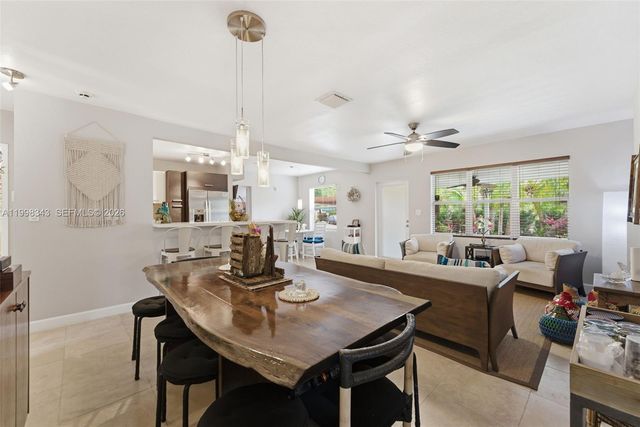 704 SW 14th St, Fort Lauderdale, FL 33315