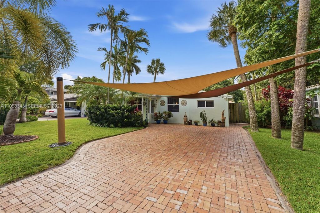 704 SW 14th St, Fort Lauderdale, FL 33315