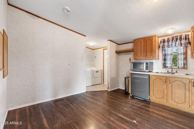 3731 N Rd 1 -- W, Chino Valley, AZ 86323