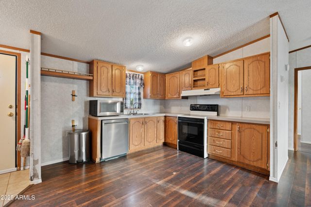 3731 N Rd 1 -- W, Chino Valley, AZ 86323