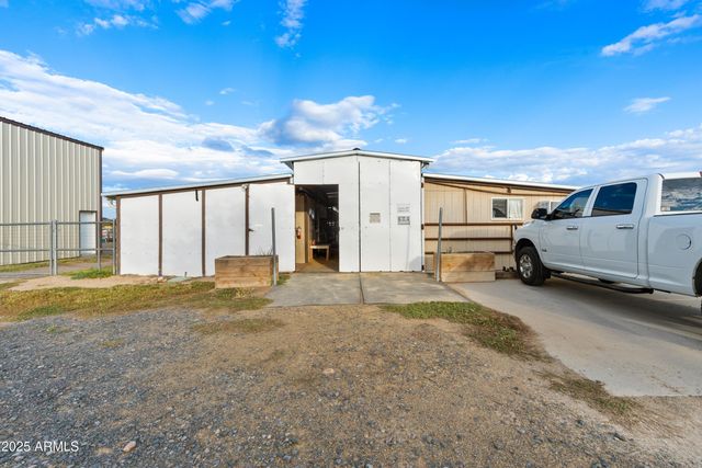 3731 N Rd 1 -- W, Chino Valley, AZ 86323