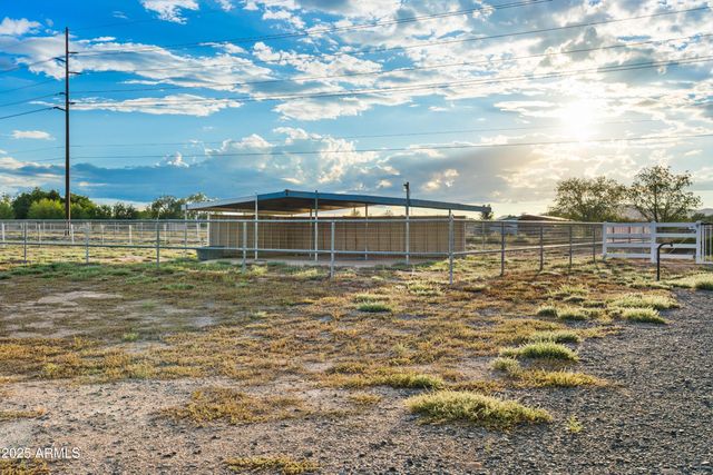 3731 N Rd 1 -- W, Chino Valley, AZ 86323