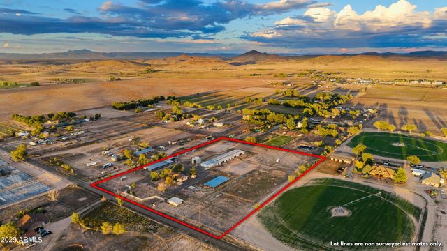 3731 N Rd 1 -- W, Chino Valley, AZ 86323