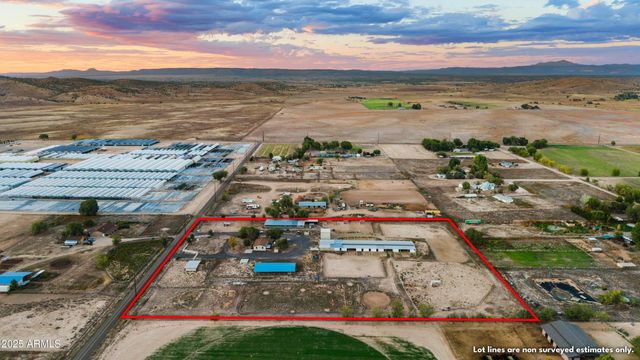 3731 N Rd 1 -- W, Chino Valley, AZ 86323